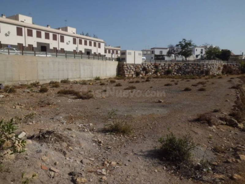 PARCELA de nueva construcción en venta