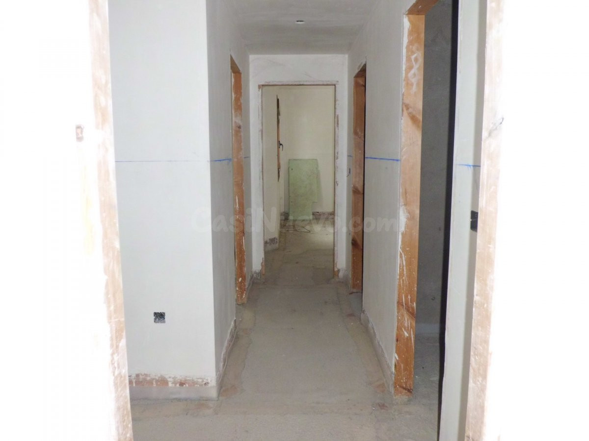 PISO EN VENTA EN VALOR - foto 4