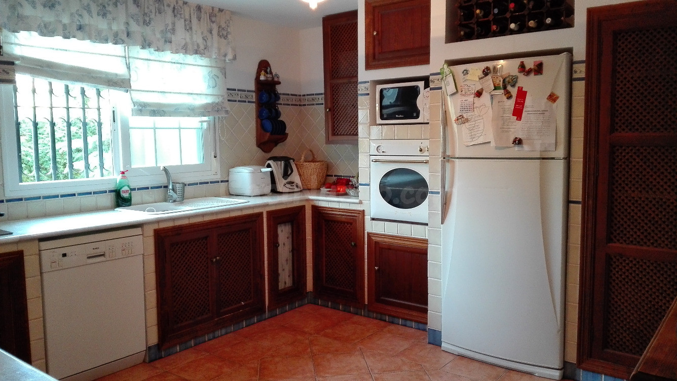 Chalet en venta en Córdoba con 6 hab. y 3 baños Chalet brill