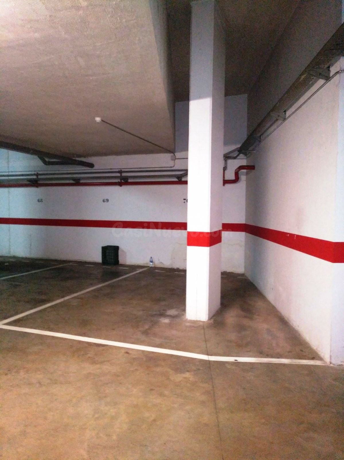 AMPLIA PLAZA DE APARCAMIENTO ( PARA COCHE Y MOTO )