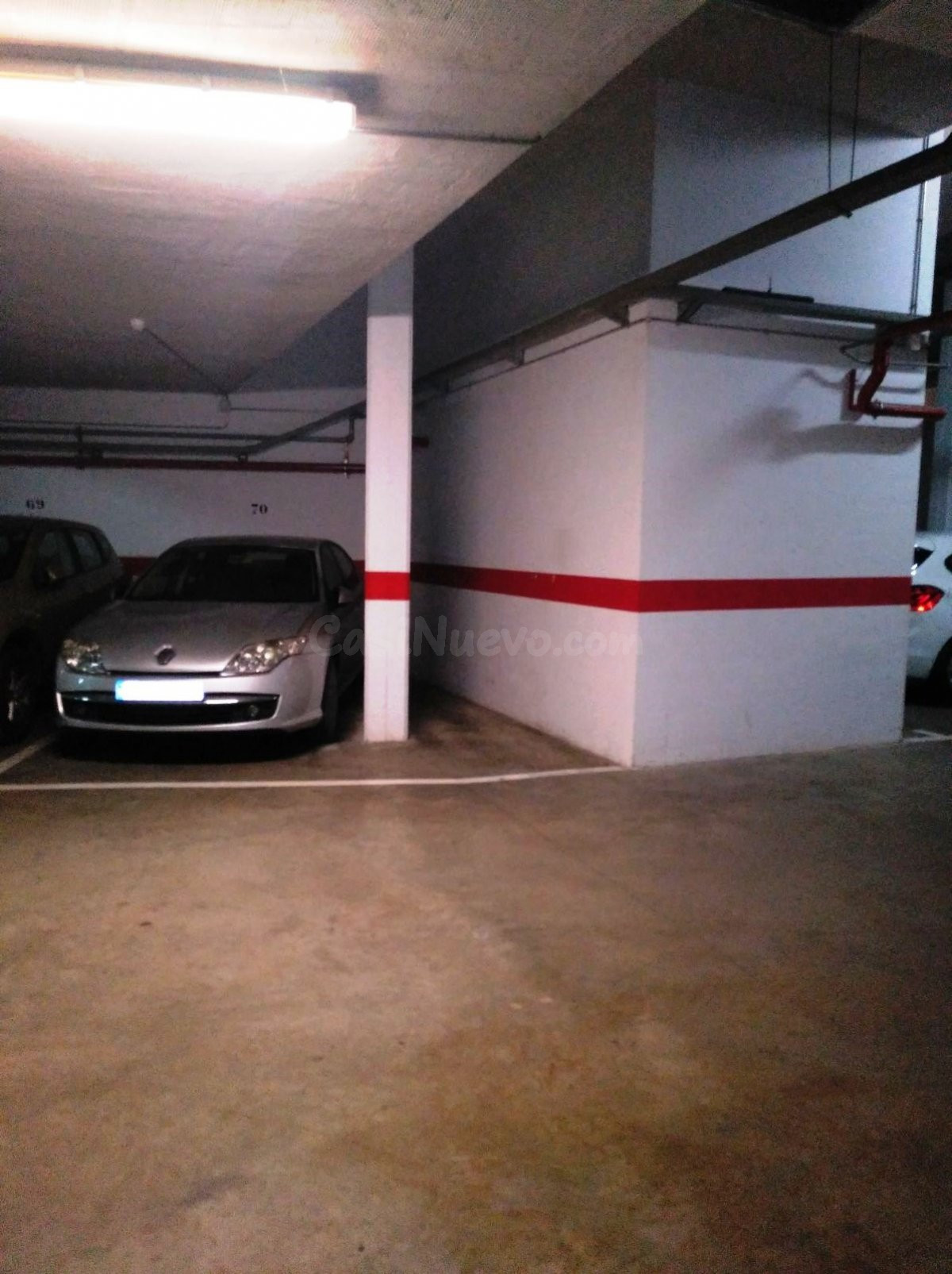 AMPLIA PLAZA DE APARCAMIENTO ( PARA COCHE Y MOTO ) - foto 2