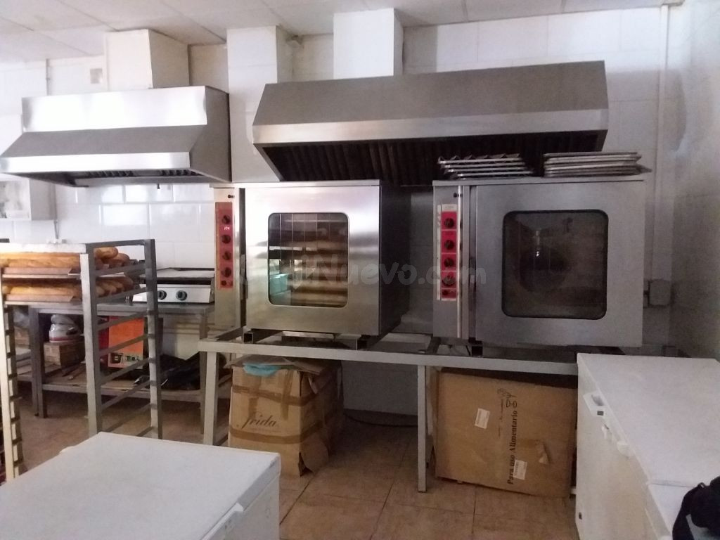 Local comercial exclusivo en Santa Pola - foto 4