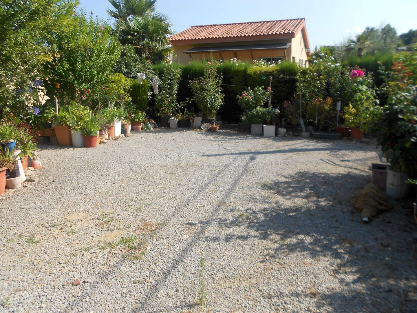 Terreno en venta en Torrelles de Foix - parcela con huerto y - foto 5