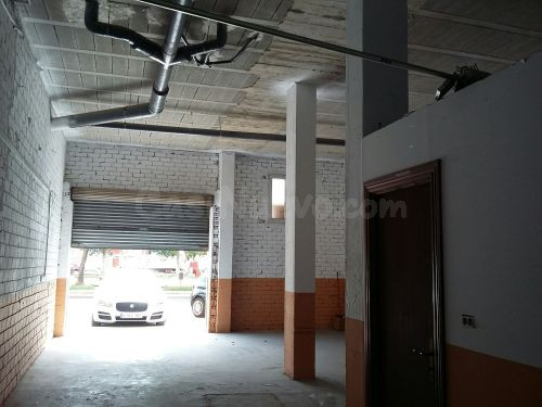 Local en la Media Sala de 115 m2. - foto 4