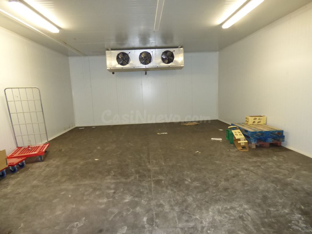 NAVE INDUSTRIAL EN VENTA DE 3750M2 EN PALA DE TORRUELLA - foto 4