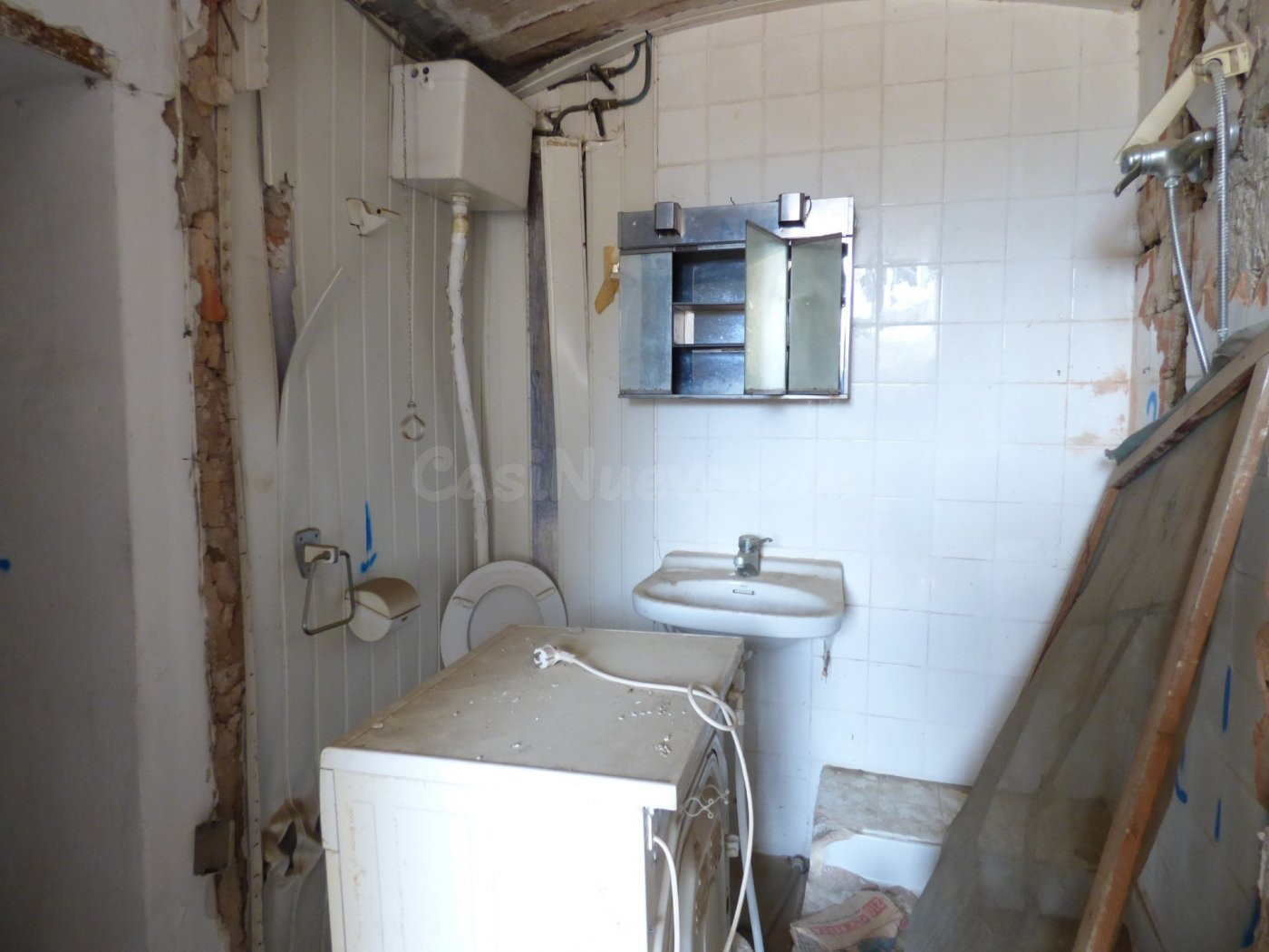 PISO PARA REFORMAR EN ZONA TRANQUILA DE SURIA A UN PASO DEL  - foto 2