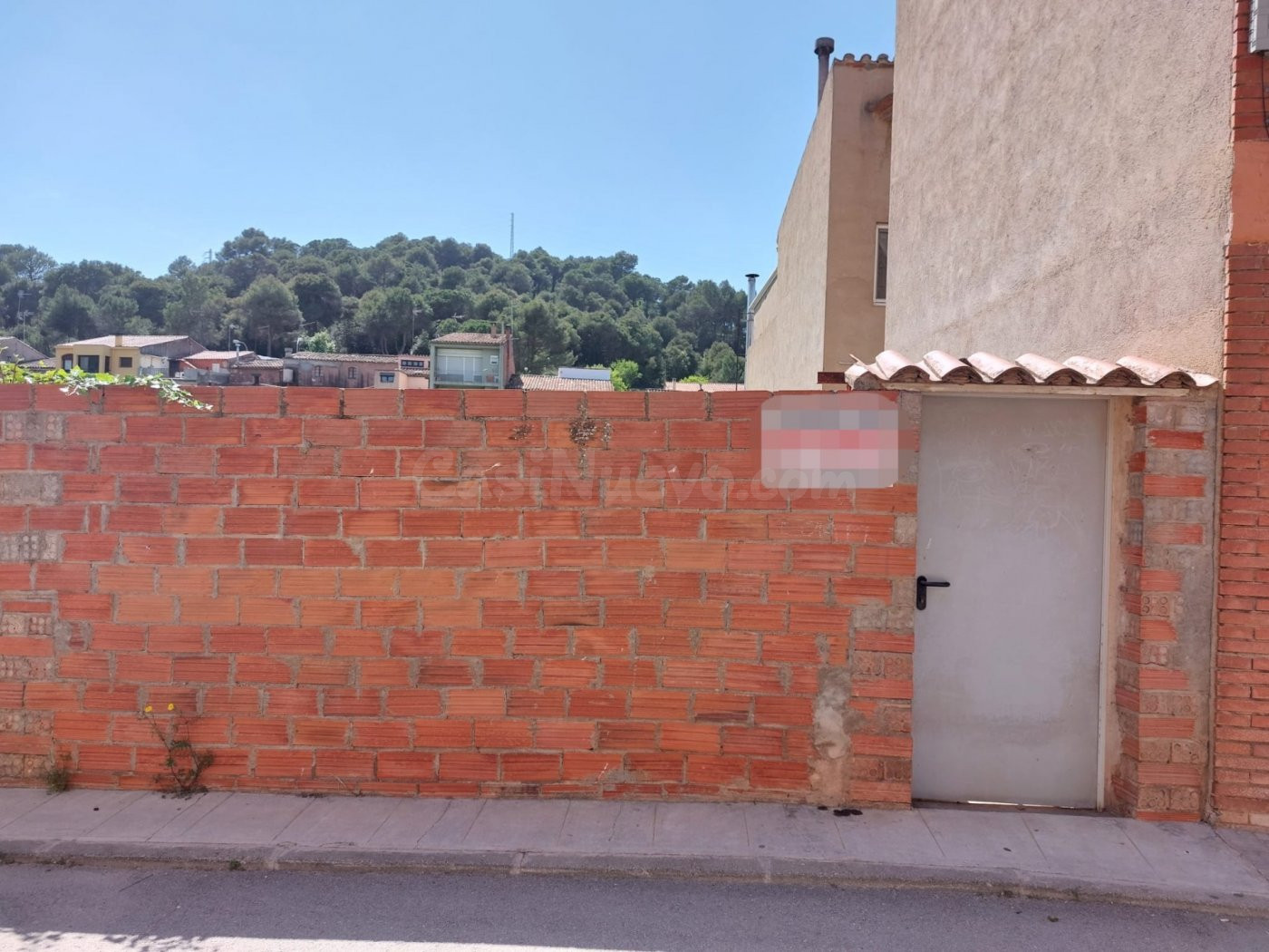 TERRENY IDEAL PER CONSTRUIR EN EL CENTRE DEL POBLE