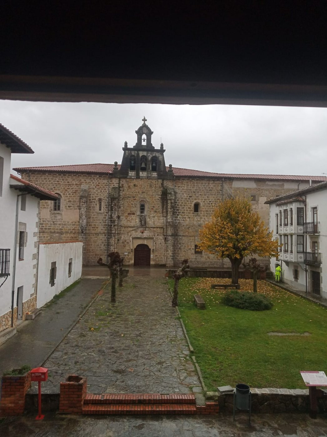 Venta casa de piedra con terreno en Villasana de Mena