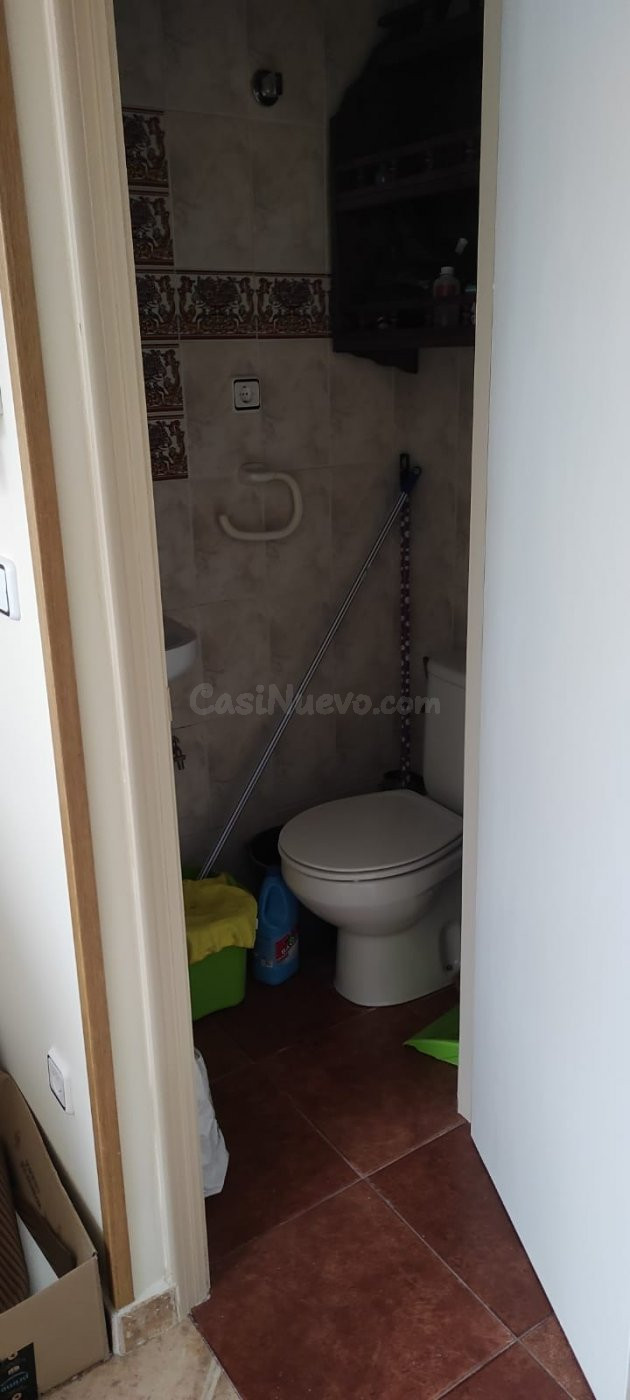 Se alquila local comercial en Zalla - foto 2