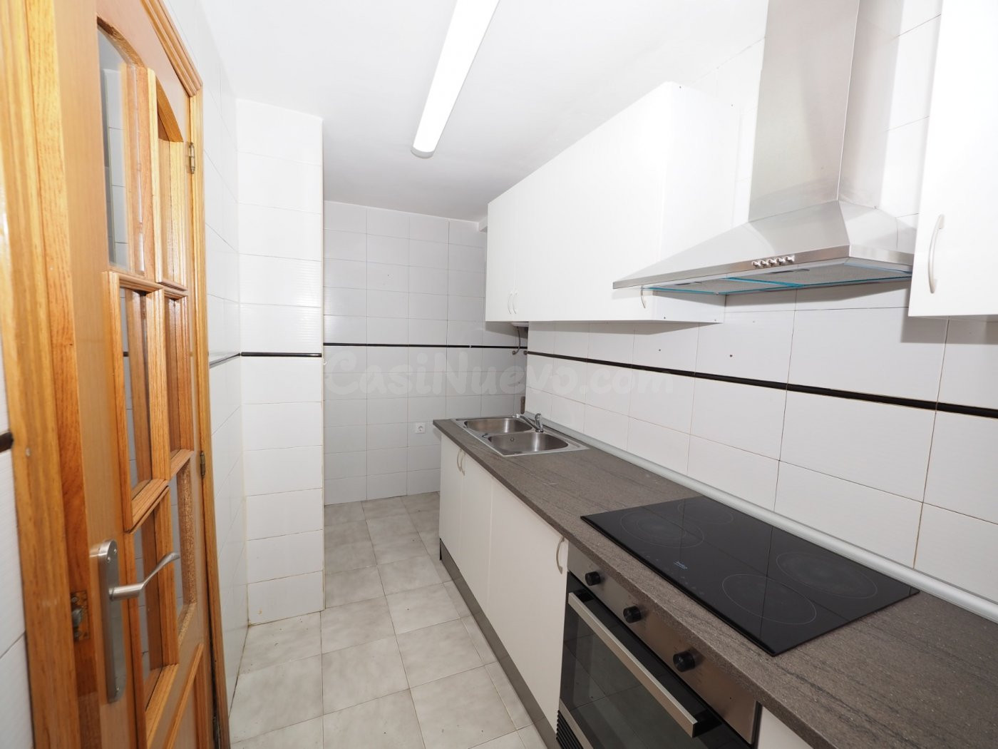 SE VENDE PISO EN BARCELONA, ZONA TRINITAT VELLA