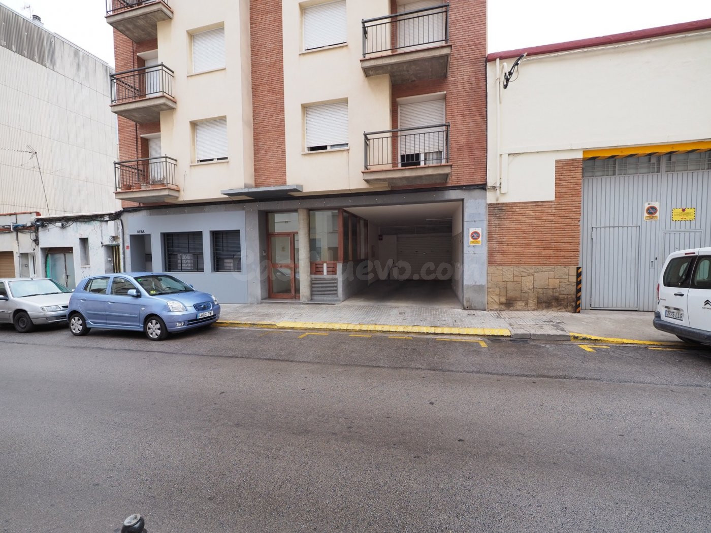 SE VENDE PLAZA DE PARKING EN TERRASSA, ZONA PERE PARRES