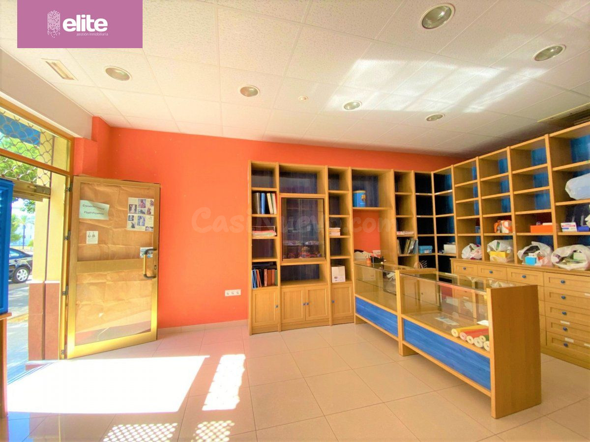 MAGNIFICO LOCAL COMERCIAL ZONA UNIVERSIDAD