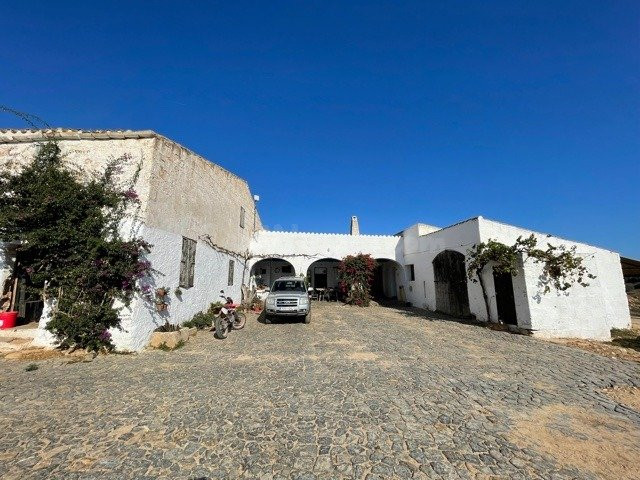 Finca rústica de 303 hectáreas en Ciutadella, Menorca C-7036
