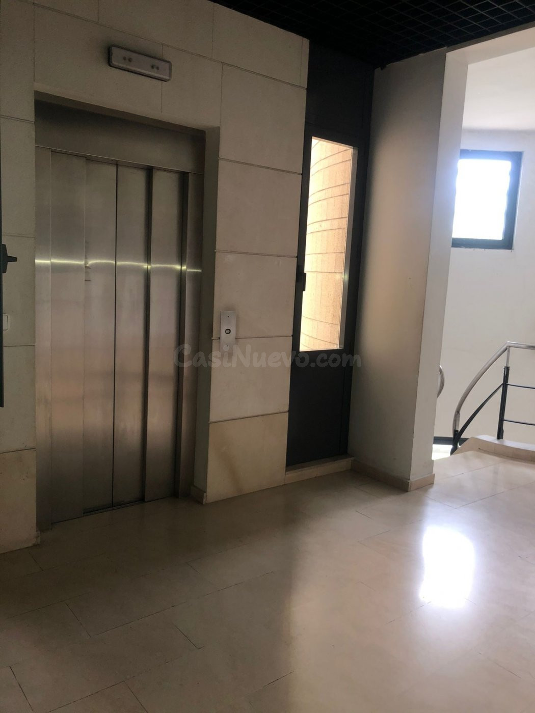 SE VENDE OFICINA EN EL EDIFICIO DEL CONSEJO COMARCAL - foto 5