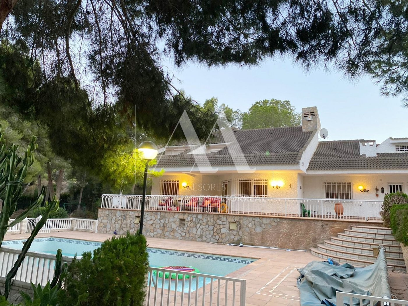 CHALET EN LA ALCAYNA