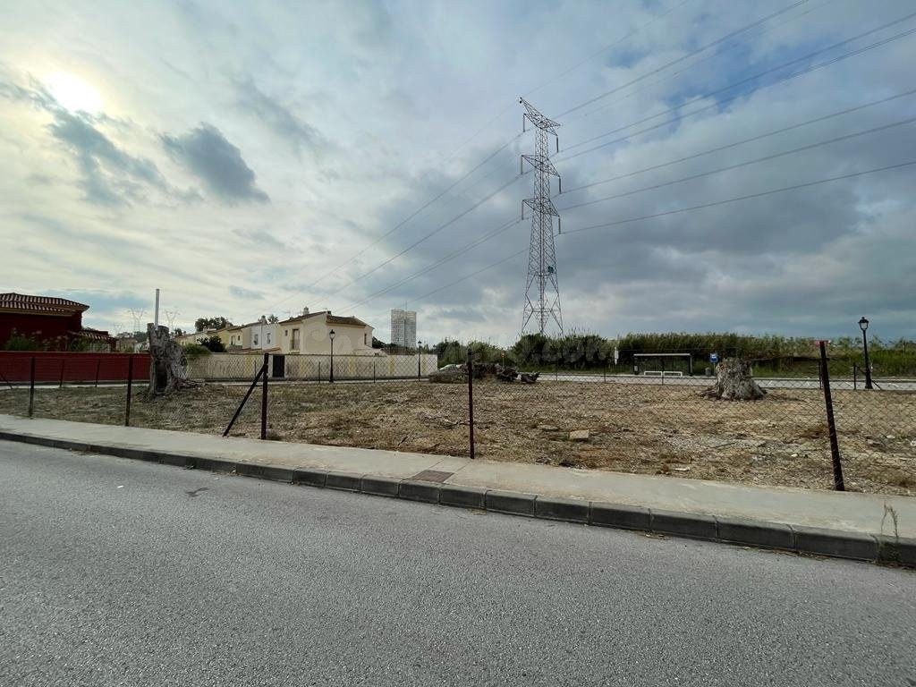 PARCELA URBANIZABLE DE 1500M2