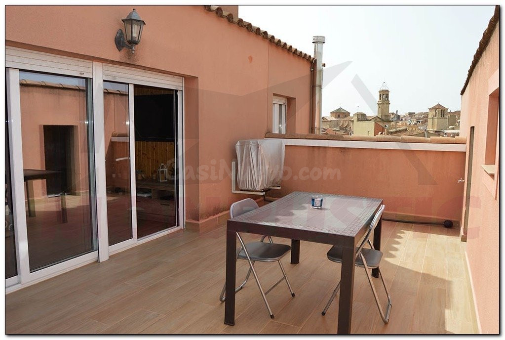 OCASIÓN: CASA DE 555 M2 CON 2 VIVIENDAS INDEP. GARAJE 120 M2