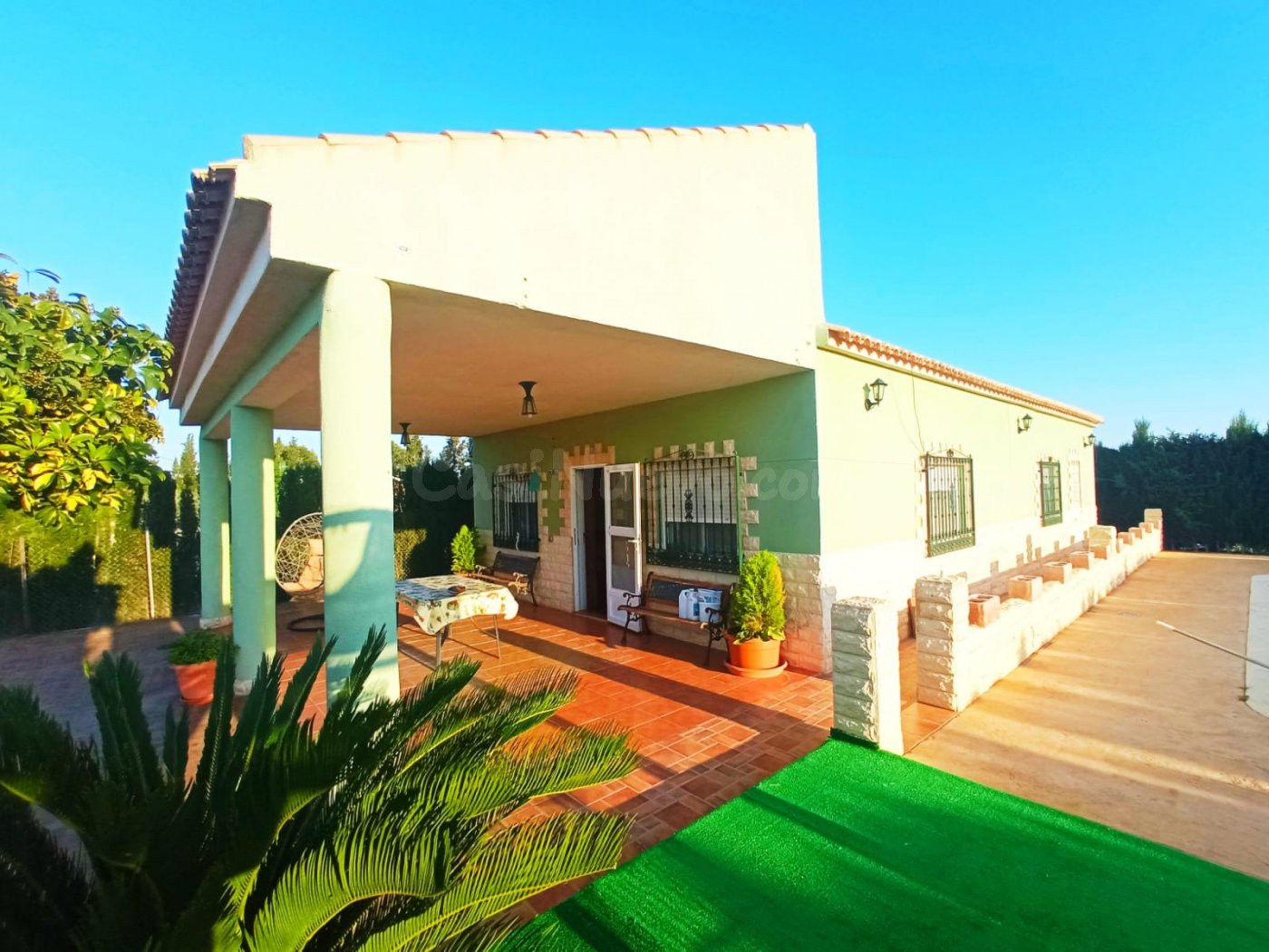 PRECIOSO CHALET INDEPENDIENTE EN FORTUNA CON GRAN TERRENO Y PISCINA PRIVADA