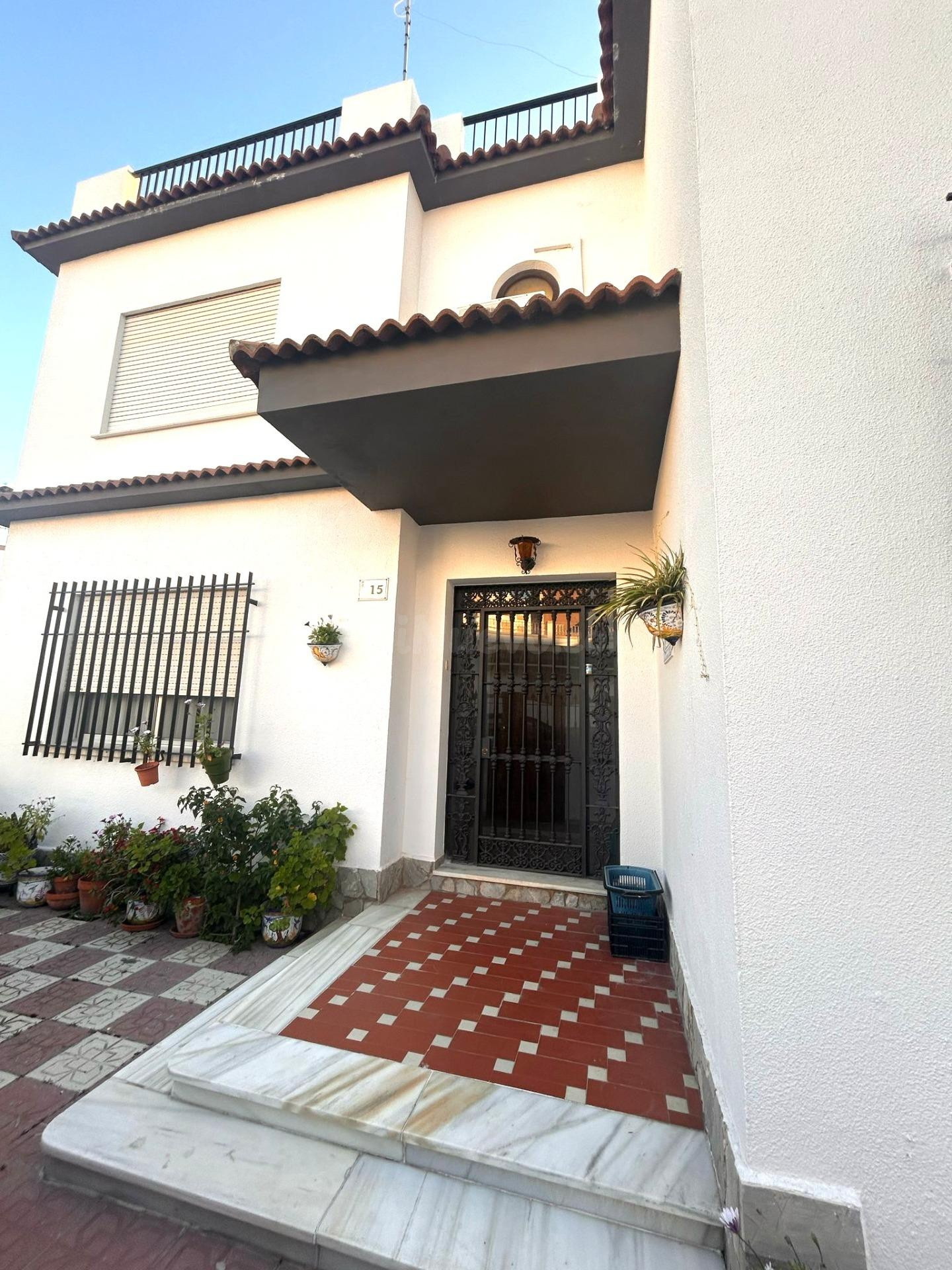 Casa Zona Avenida de la Marina