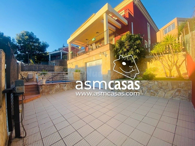Agencia Inmobiliaria de Benicasim vende villa individual en  - foto 3