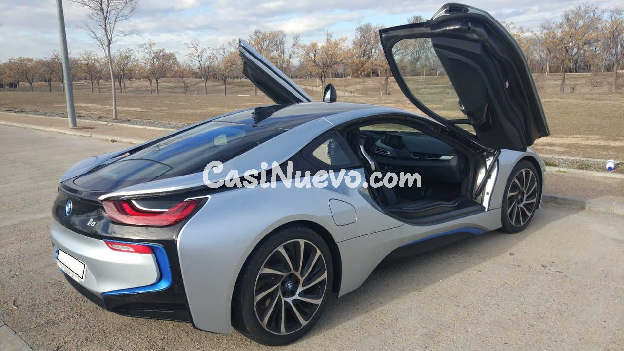 BMW i8 HYBRID