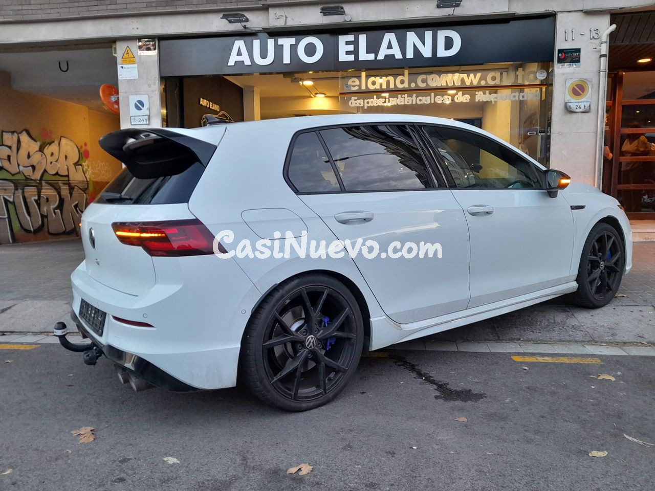 Volkswagen Golf VIII 2.0 TSI R 4MOTION