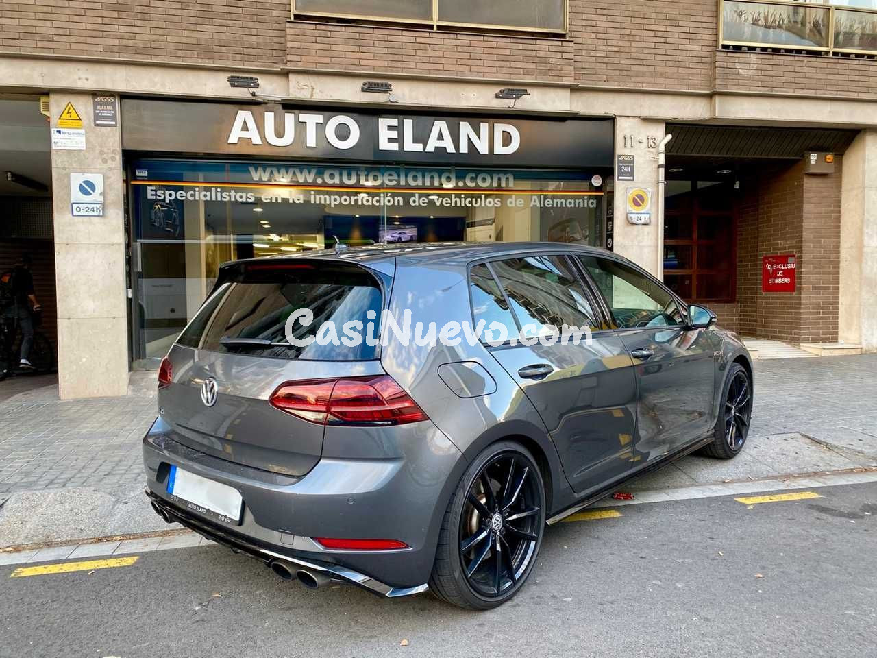 Volkswagen Golf R DYNAUDIO