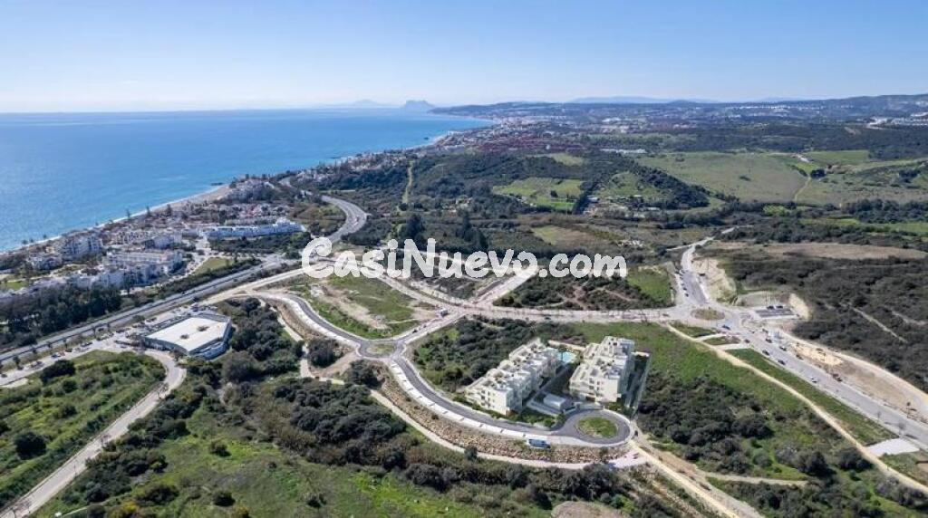 PROMOCIÓN DE VIVIENDAS EN UN ENTORNO TRANQUILO Y RODEADAS DE GOLF