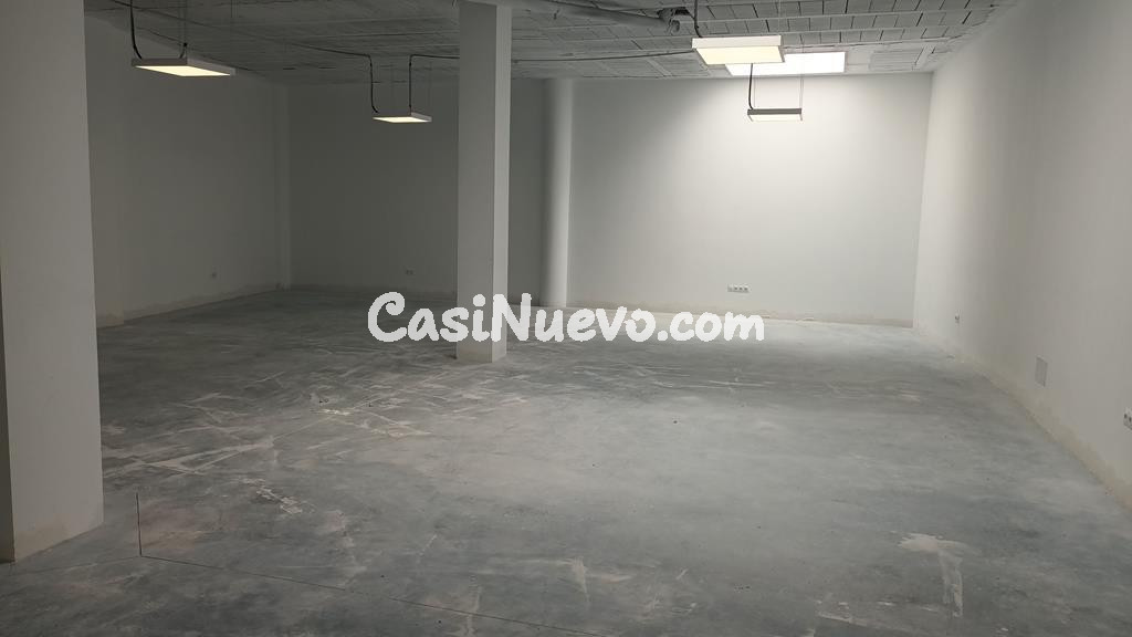¡NUEVO LOCAL COMERCIAL EN SABINILLAS! REFORMADO, LISTO PARA TU NEGOCIO
