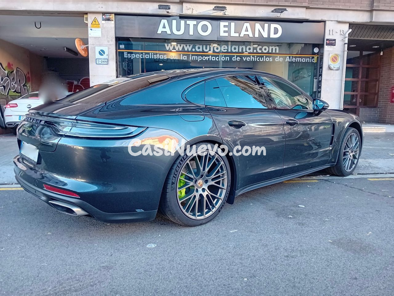 Porsche Panamera 4 E-HYBRID