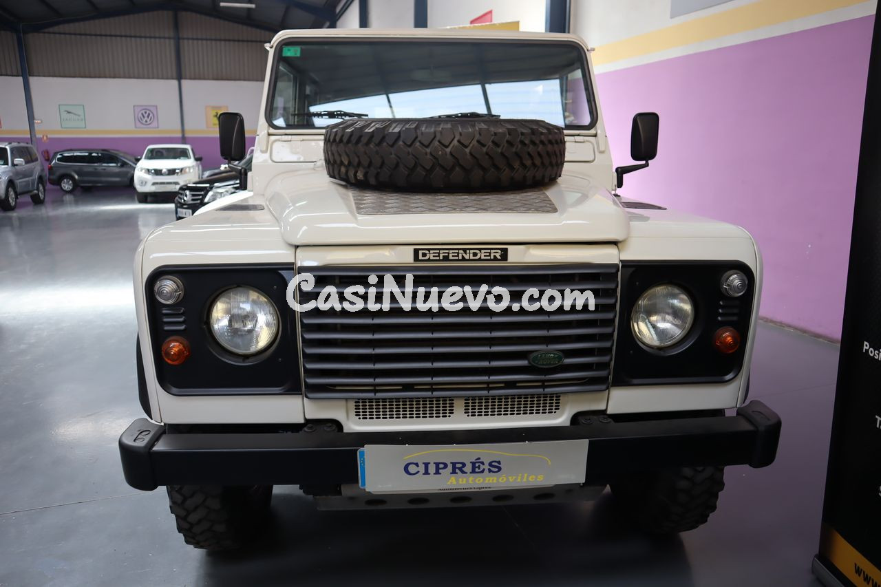 Land-Rover Defender 130 2.5 TD5 122cv
