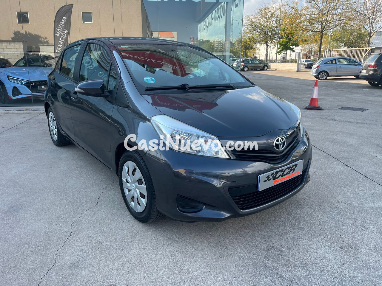 Toyota Yaris LIVE 5P