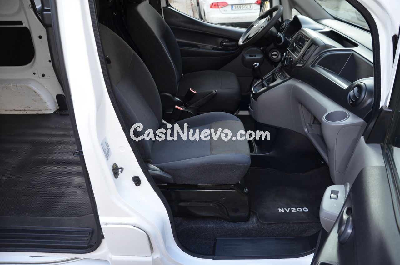Nissan NV200 1.5 TDCI 90CV CONFORT FURGÓN../ DOBLE PUERTA LATERAL