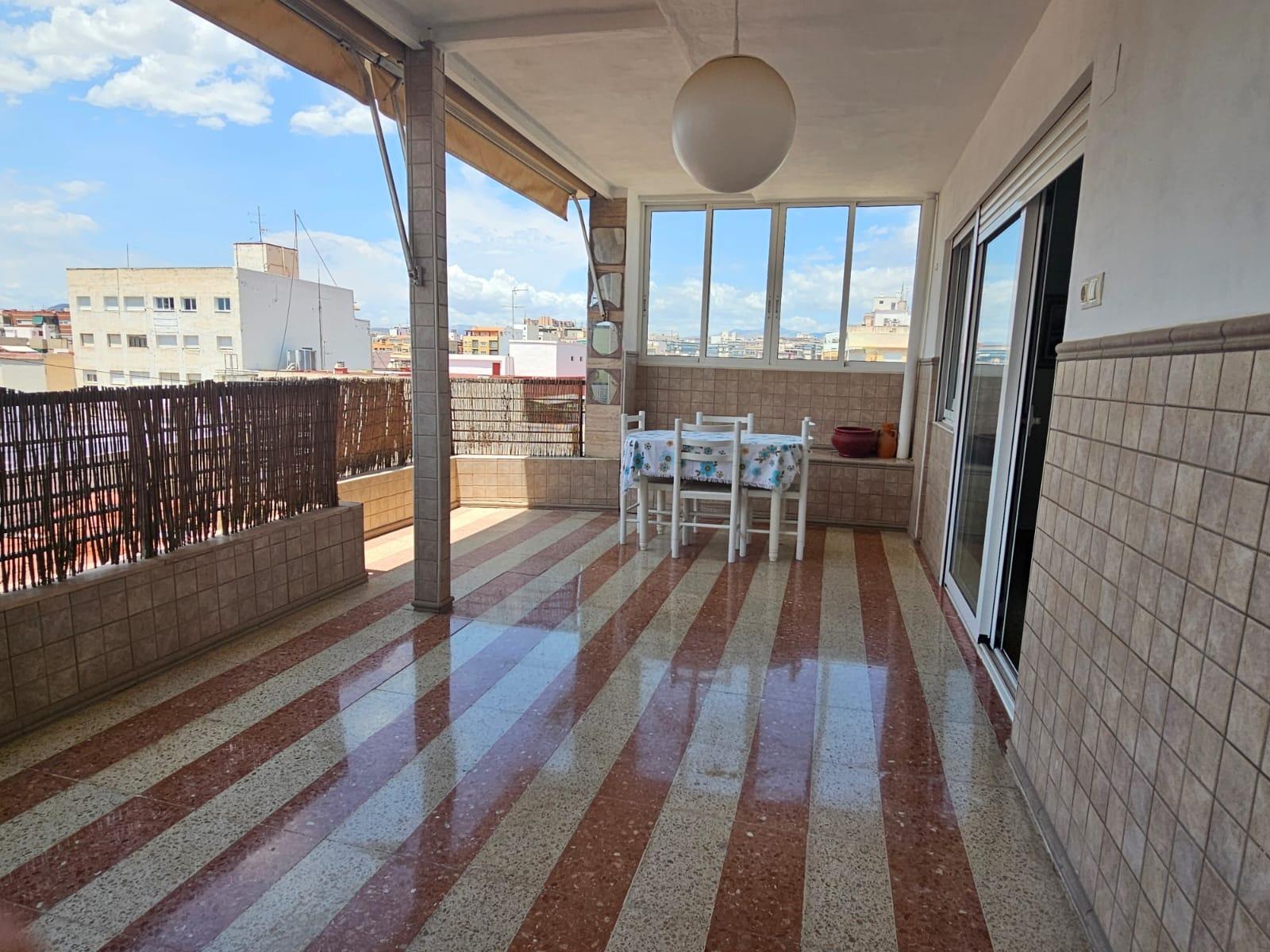Venta de Piso en centro Alicante