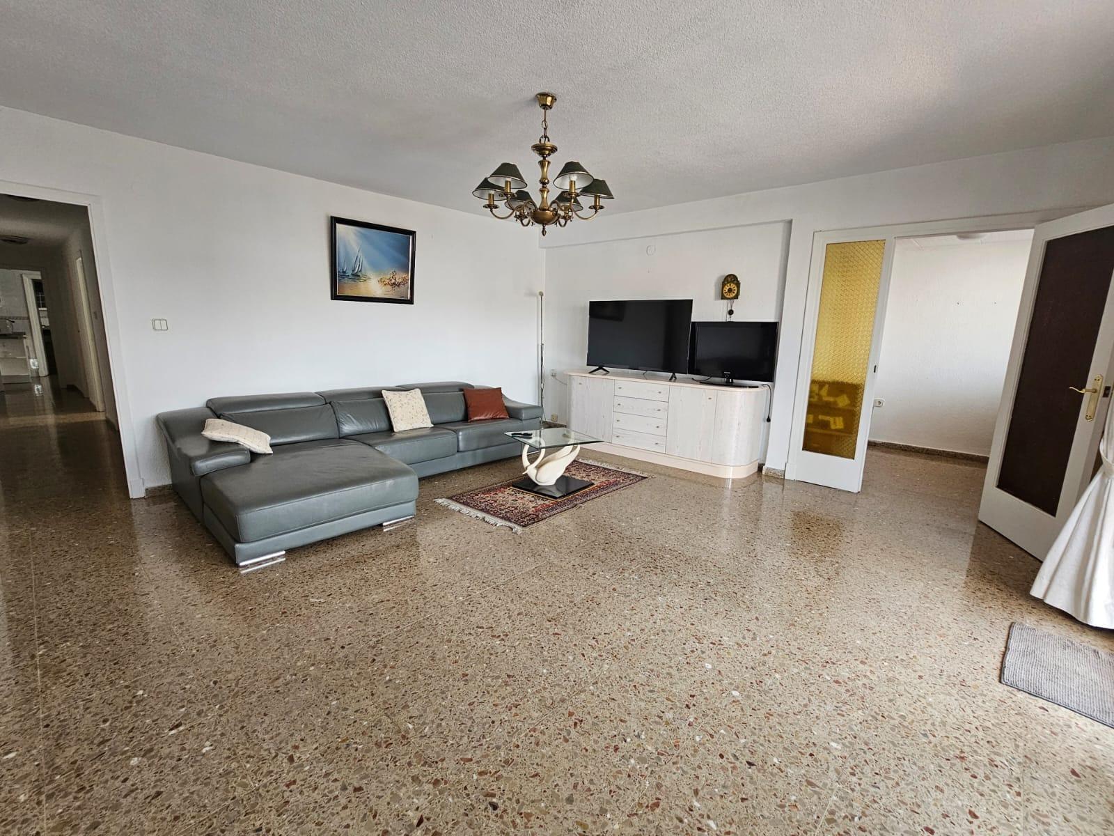 Venta de Piso en centro Alicante - foto 3
