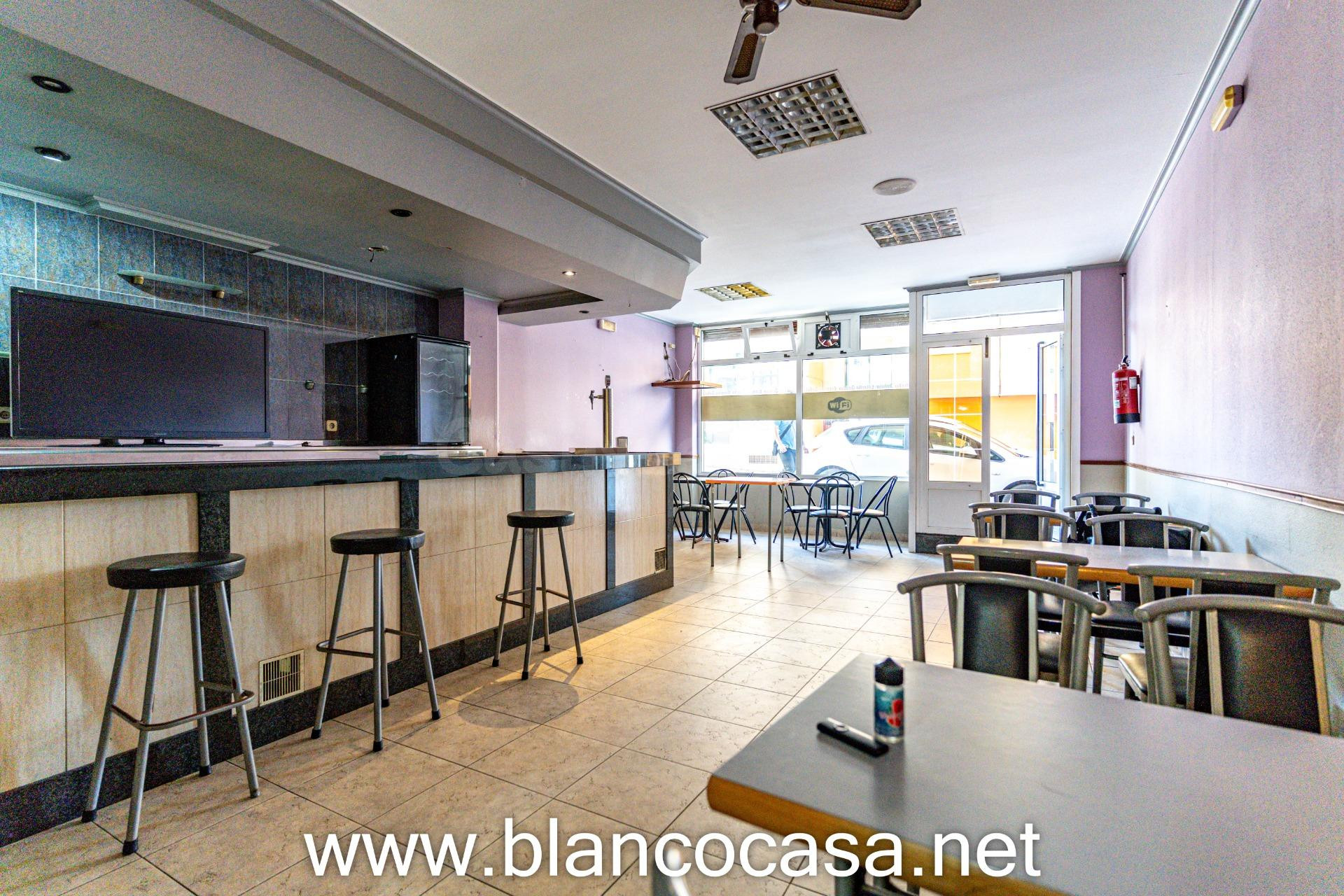 ¡Bar al lado del centro de Carballo: Ideal para Emprender po - foto 3