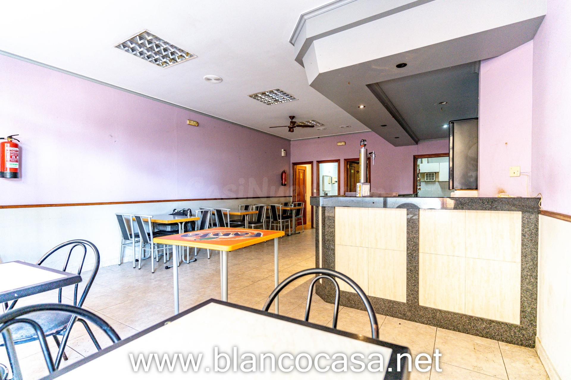 ¡Bar al lado del centro de Carballo: Ideal para Emprender po - foto 4