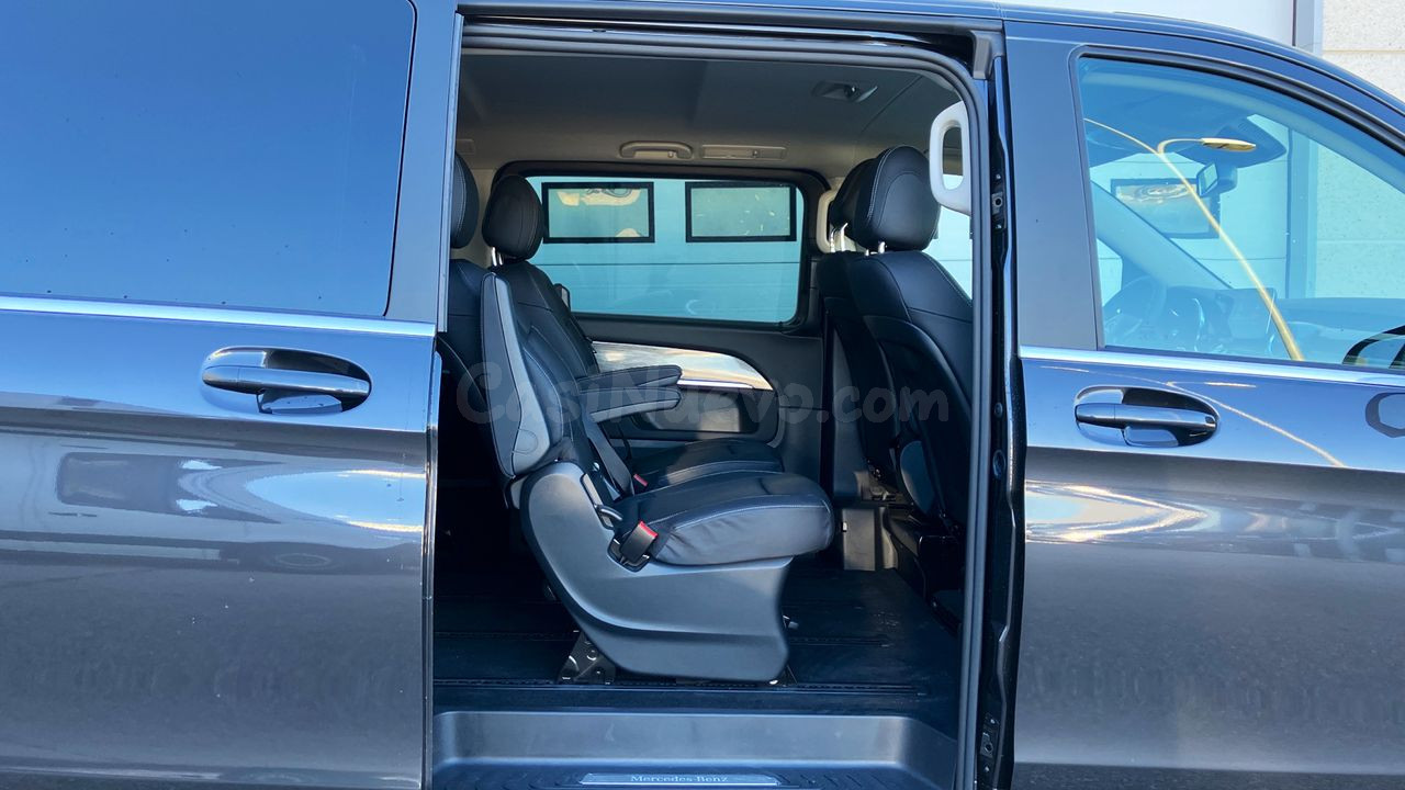 Mercedes Clase V 300 d Avantgarde Largo - foto 25