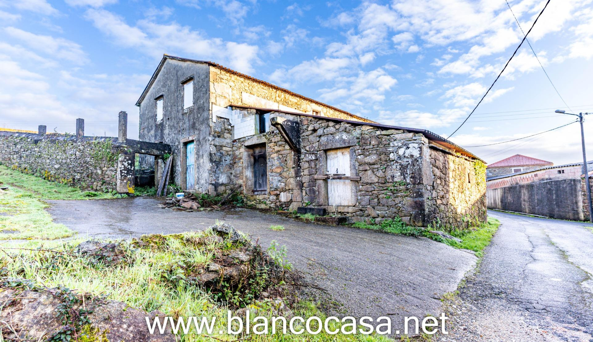 🏡 COJUNTO de CASAS con terreno para reformar en CERCEDA (A C - foto 4