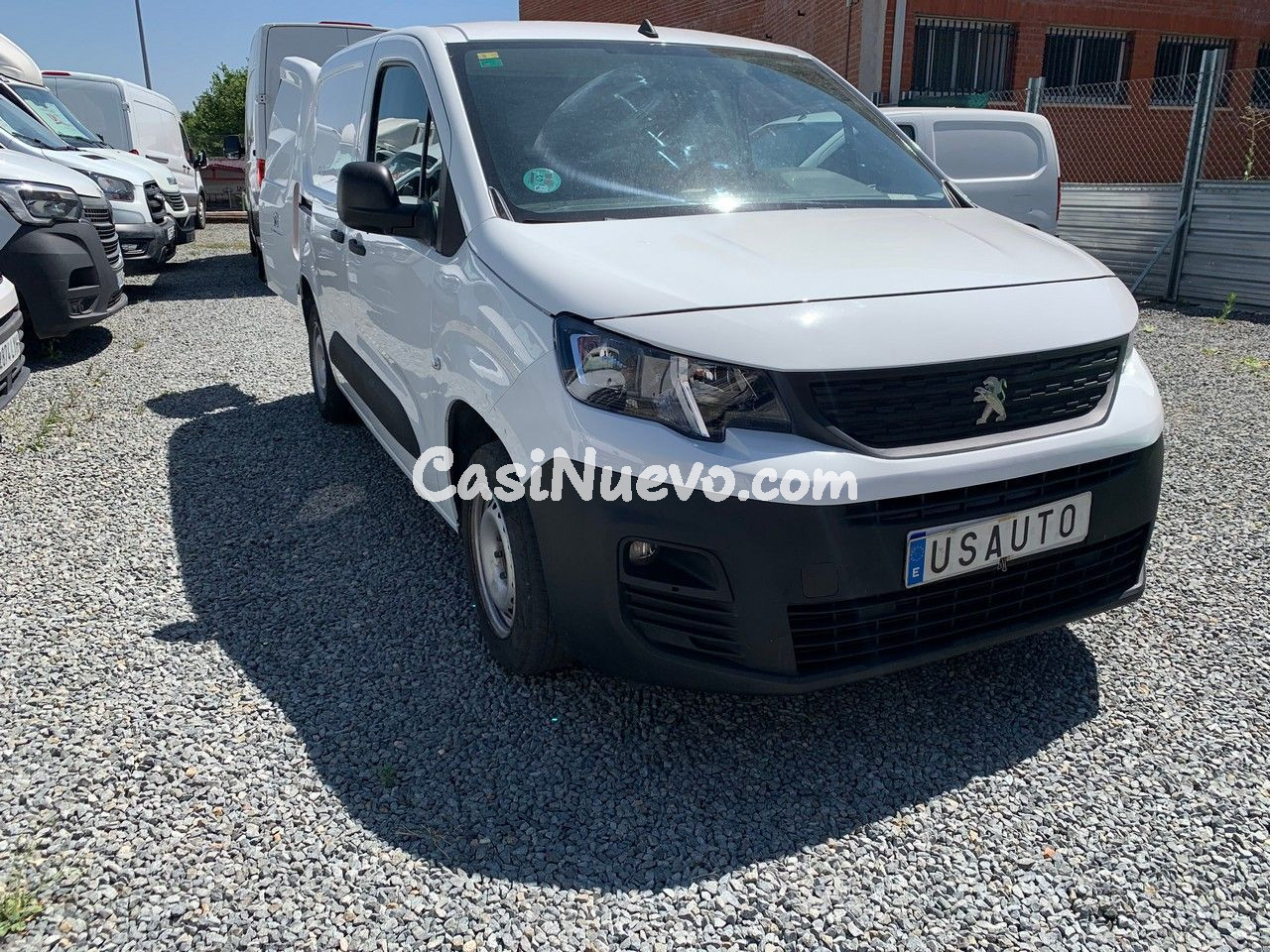 Peugeot Partner Pro Standard 600kg BlueHDi 73kW