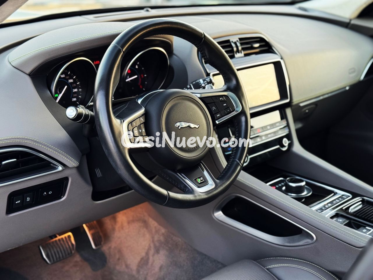 Jaguar F-Pace 2.0L i4D AWD AUTOMÁTICO 180cv RSPORT con TECHO PANORÁMICO...