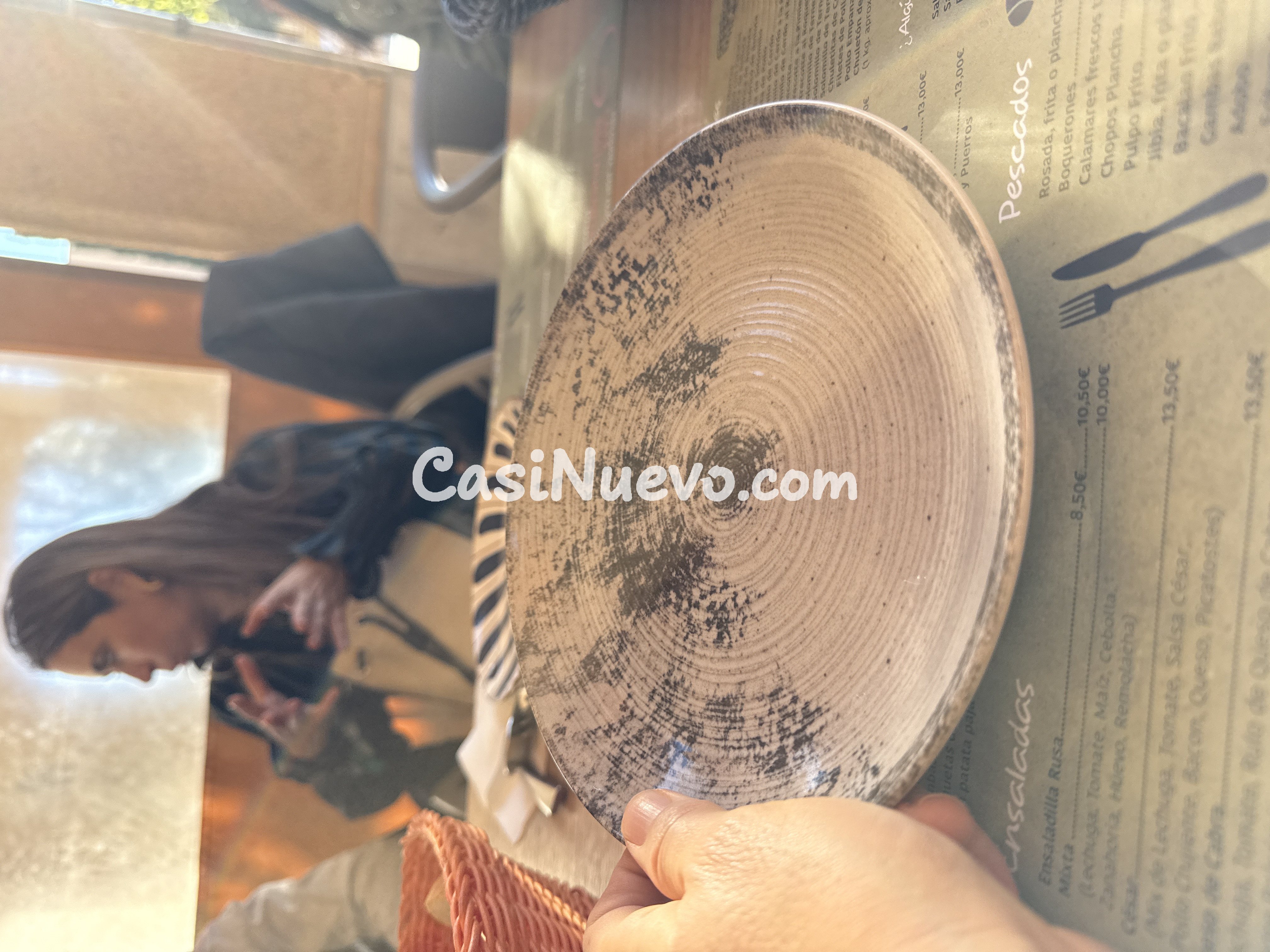 Plato de Cerámica Artesanal