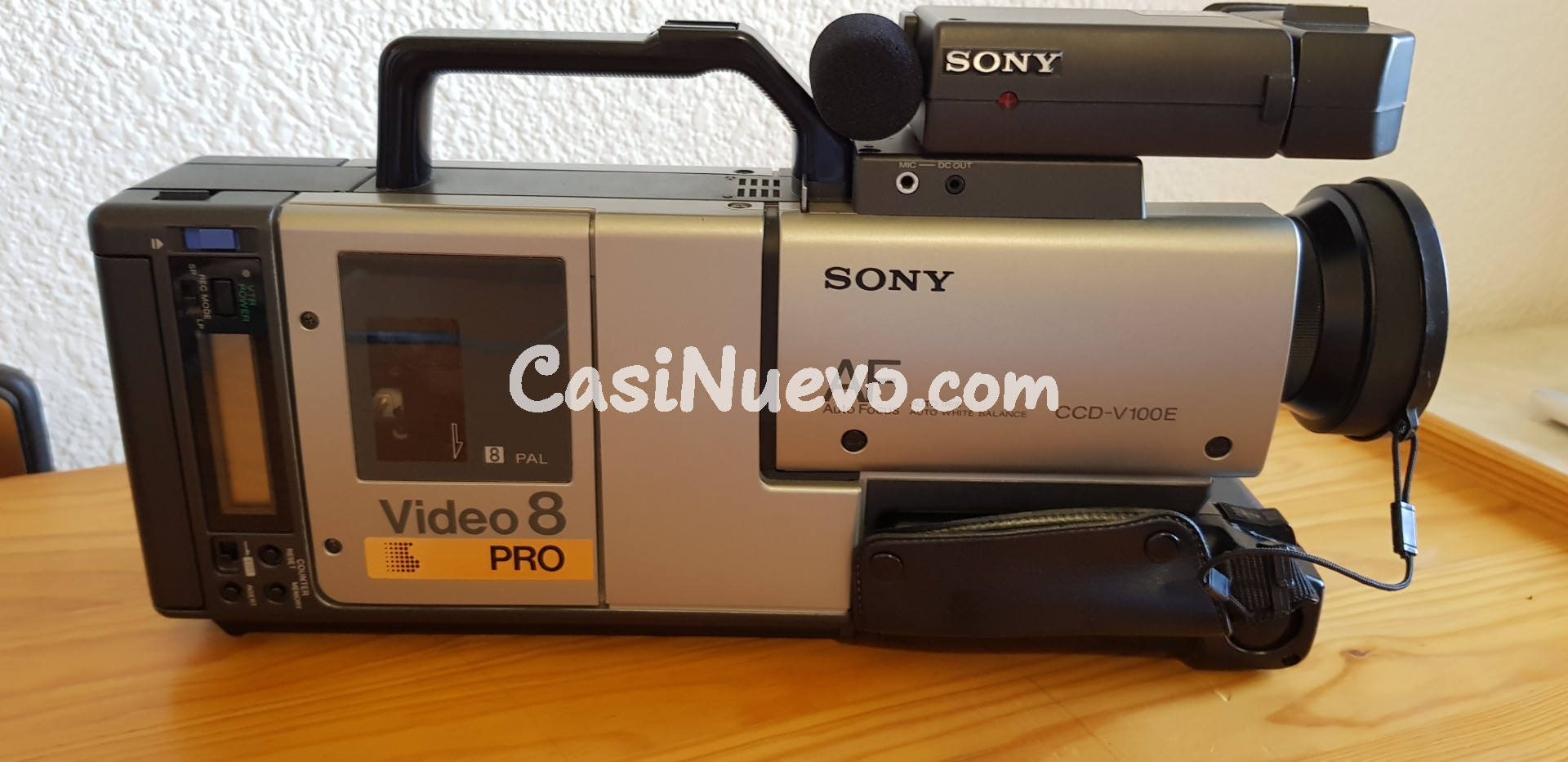 Cámara de Video Sony Video 8 PRO CCD-V100E