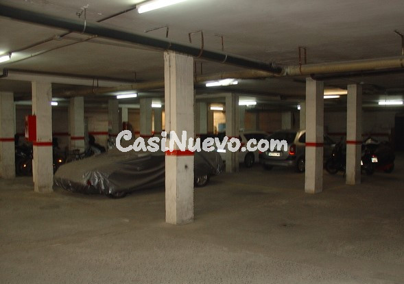 Alquiler Espacio para Moto en Calle Goleta Polacra Constanza 27 El Masnou