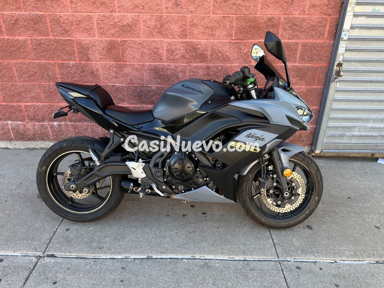 Moto Kawasaki Ninja 650