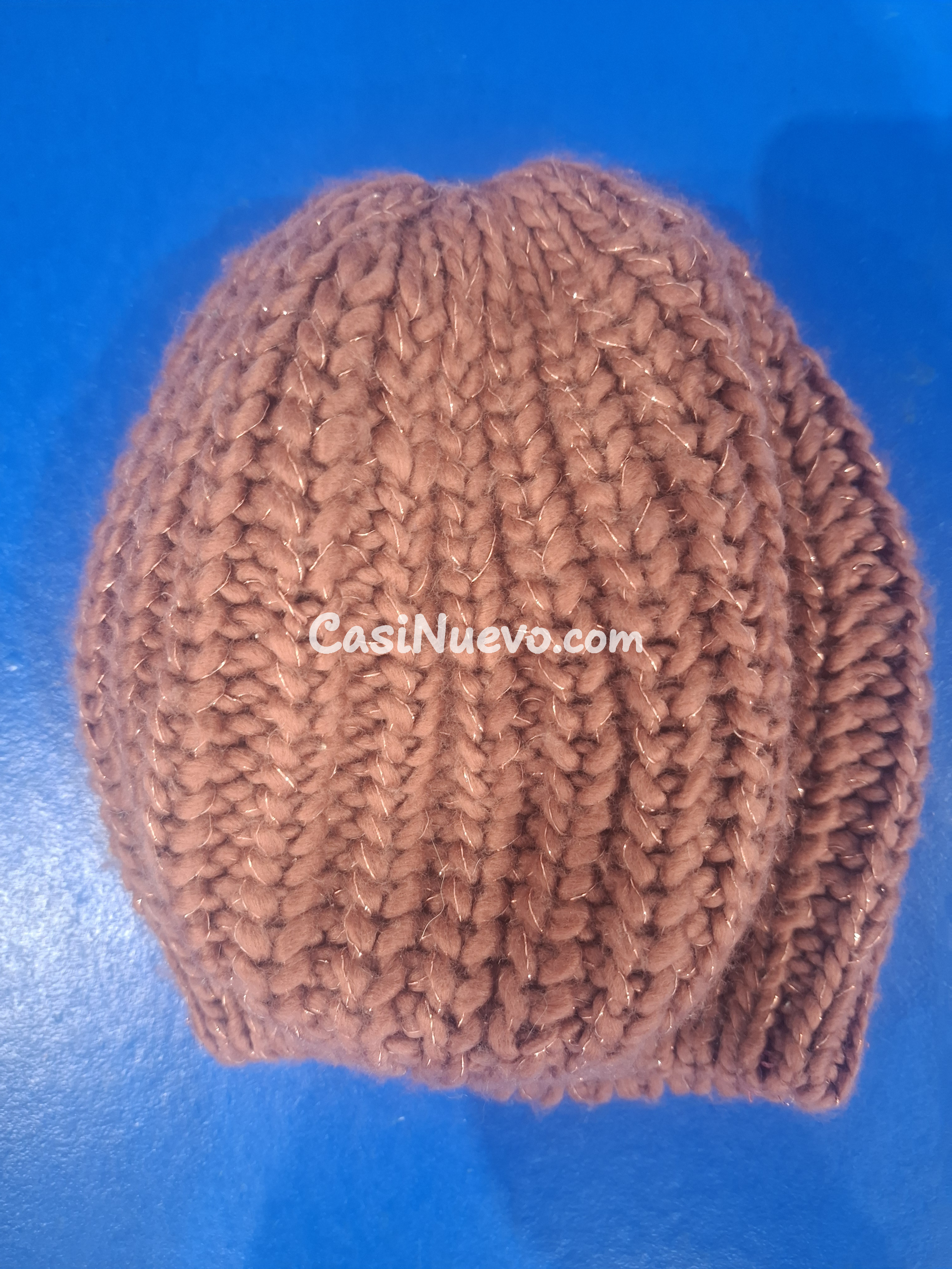 Gorrito de lana rosa