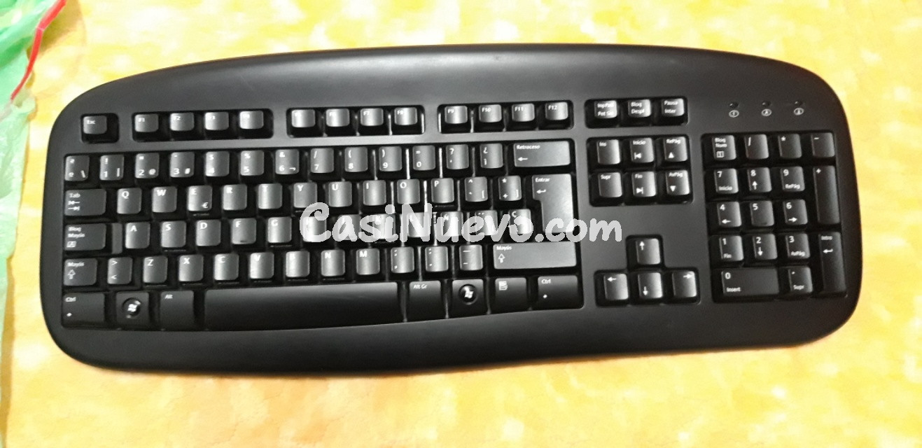 se vende teclado de ordenador