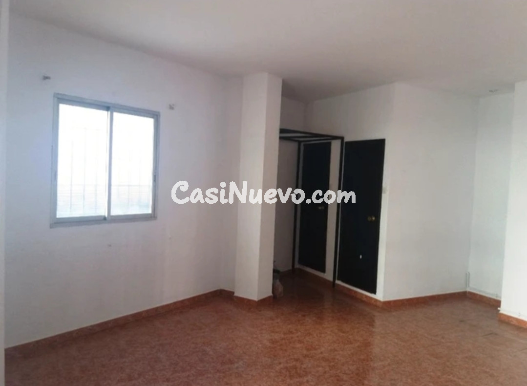 Alquiler de local de 45 m2 zona vialia