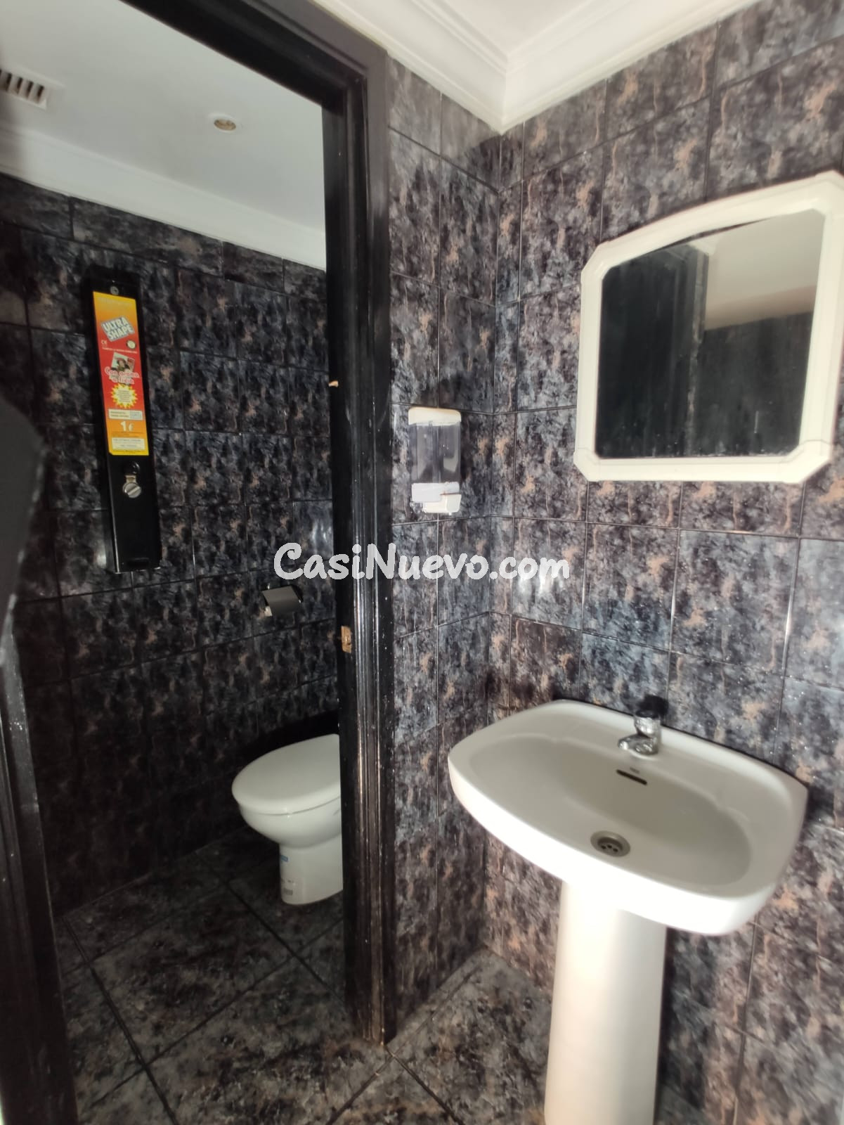 Venta de local de 130 m2 en la malagueta