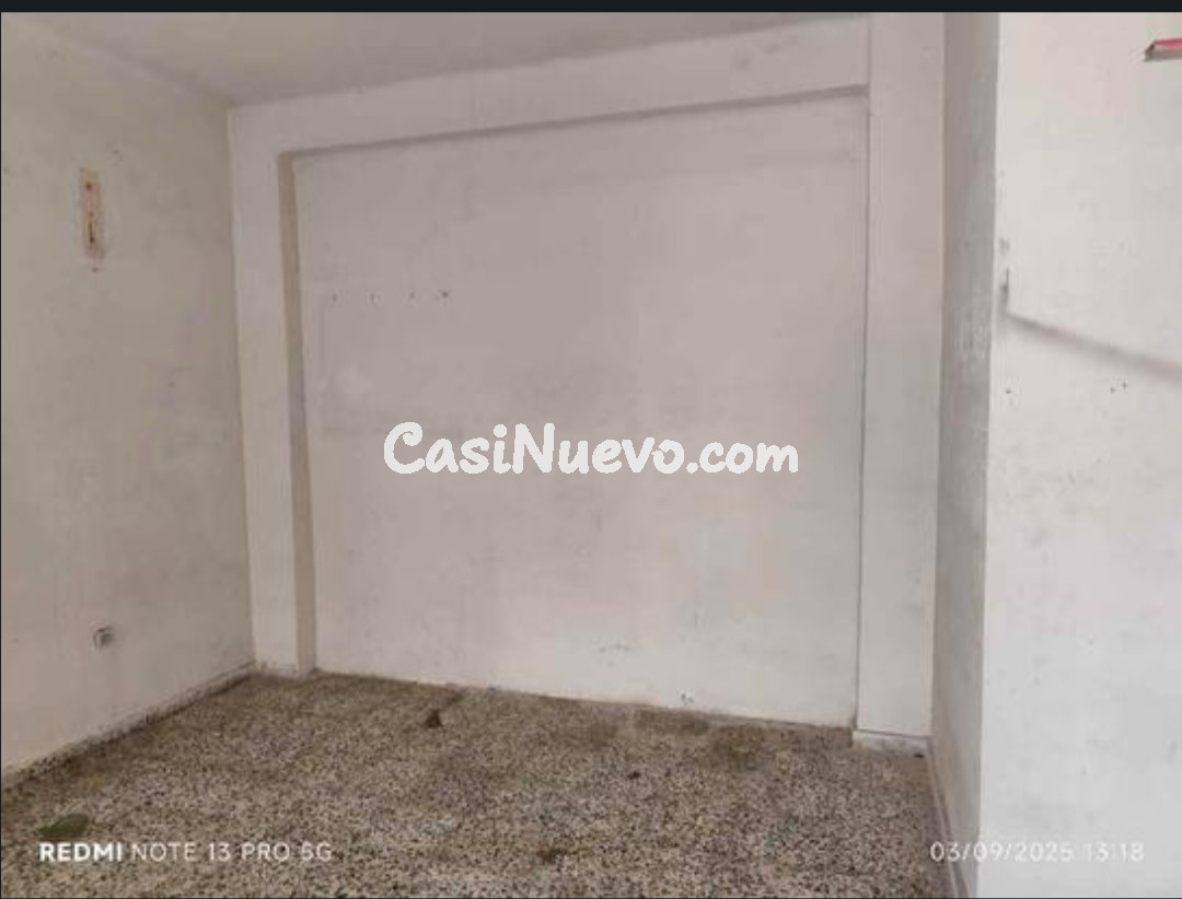 Venta de local en Miraflores de los Ángeles - foto 4